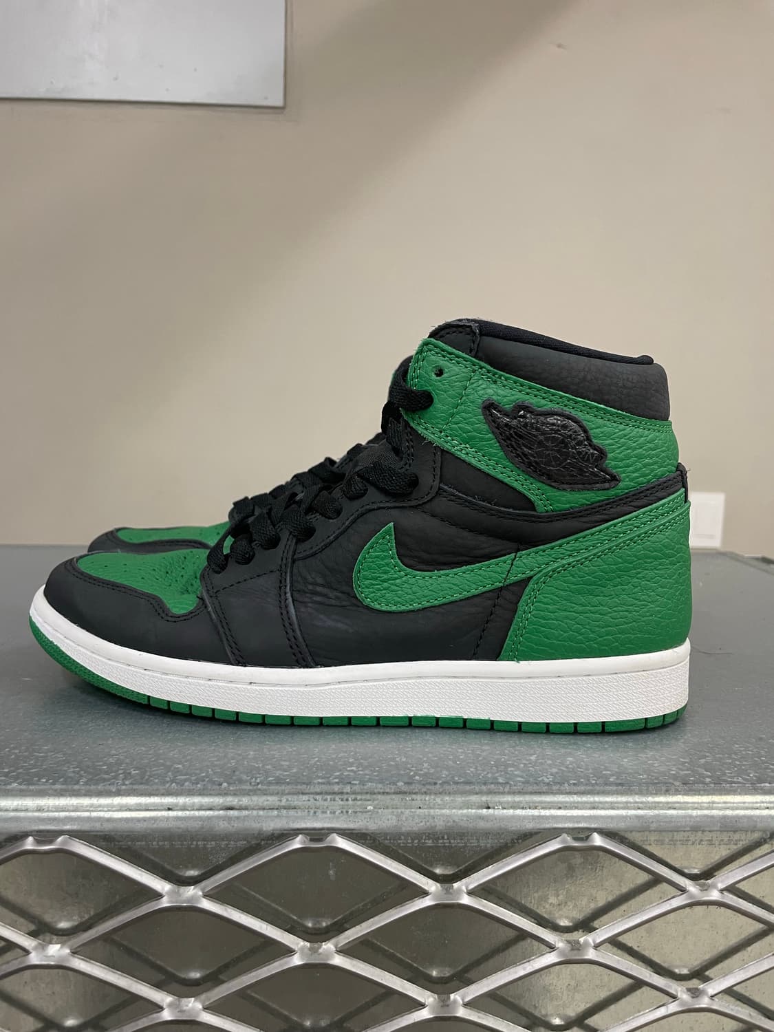 나이키 에어 조던 1 260 상품이미지1