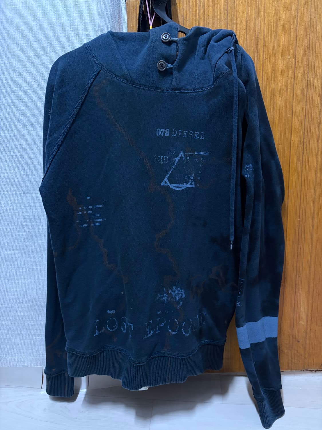 디젤 프린팅 후드티셔츠 상품이미지1