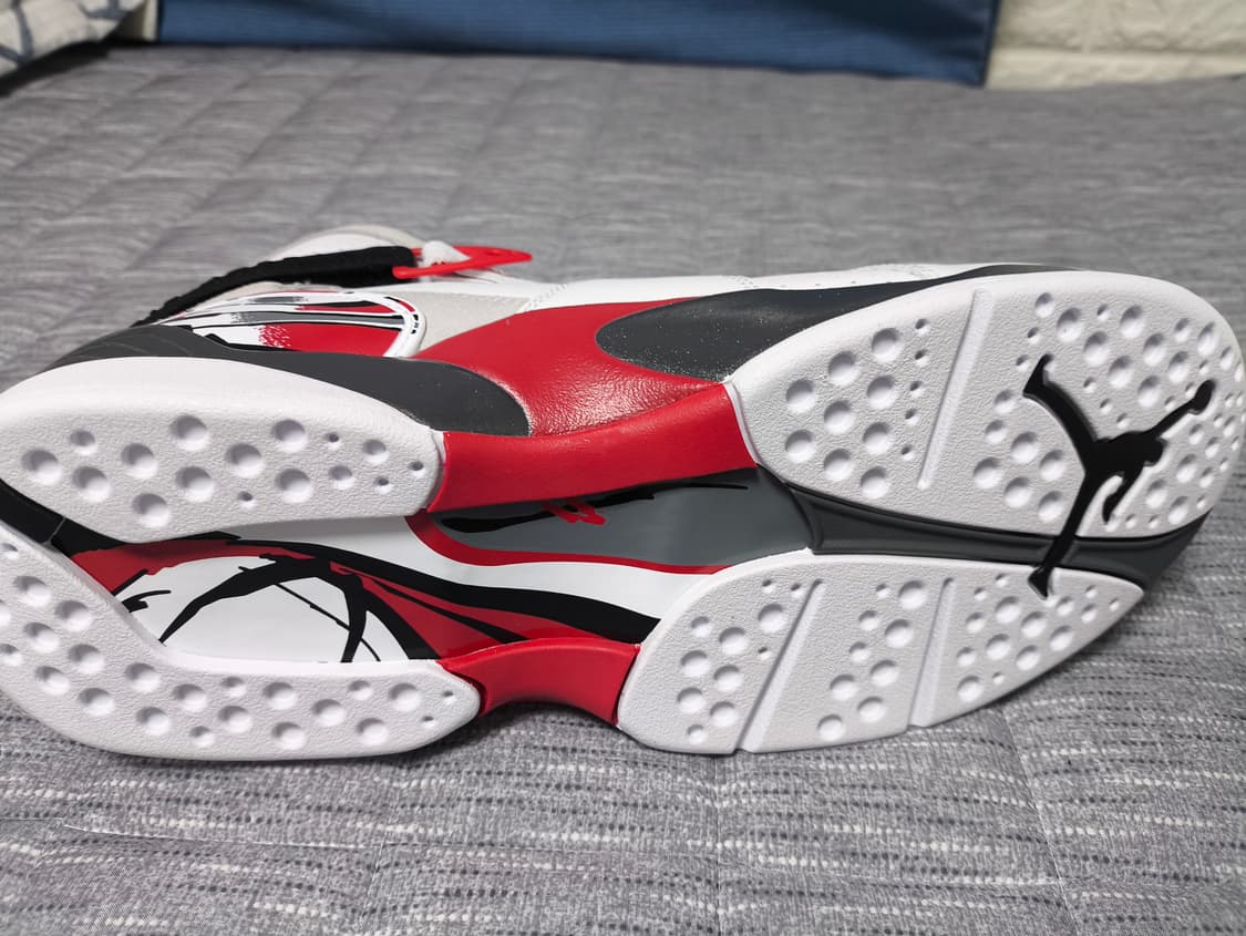 [290] 나이키 조던8 벅스버니 2025 상품이미지8