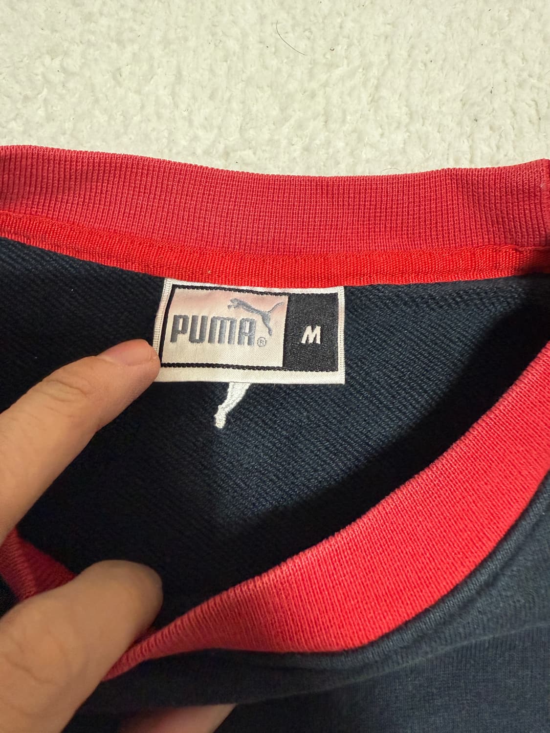 푸마 블랙/레드 스웨트셔츠 상품이미지5