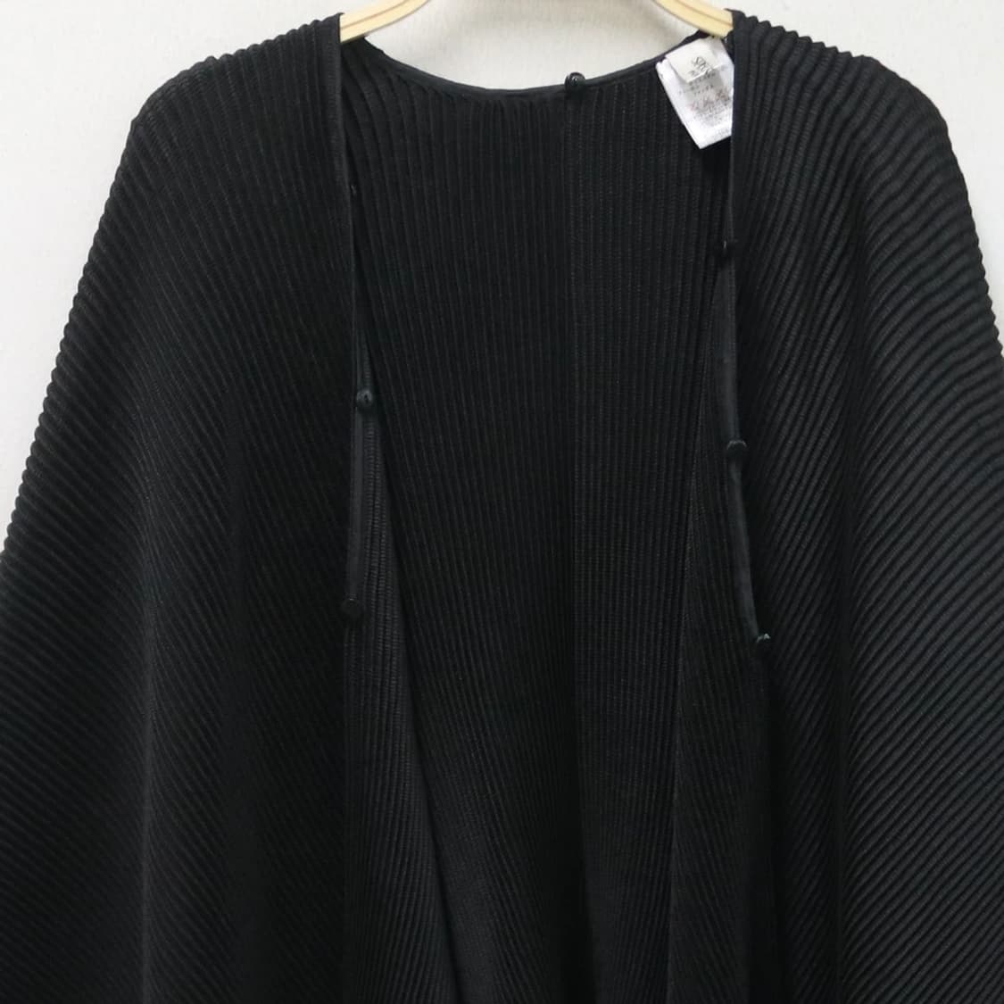 스피치오 이세이 미야케 플리츠 케이프 가디건 65232 상품이미지4