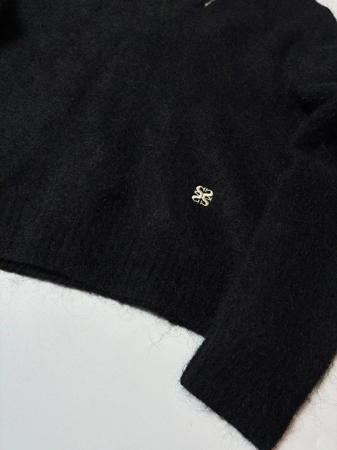 세터 24FW 에센 투 톤 모헤어 블렌드 니트 PN8647 상품이미지4