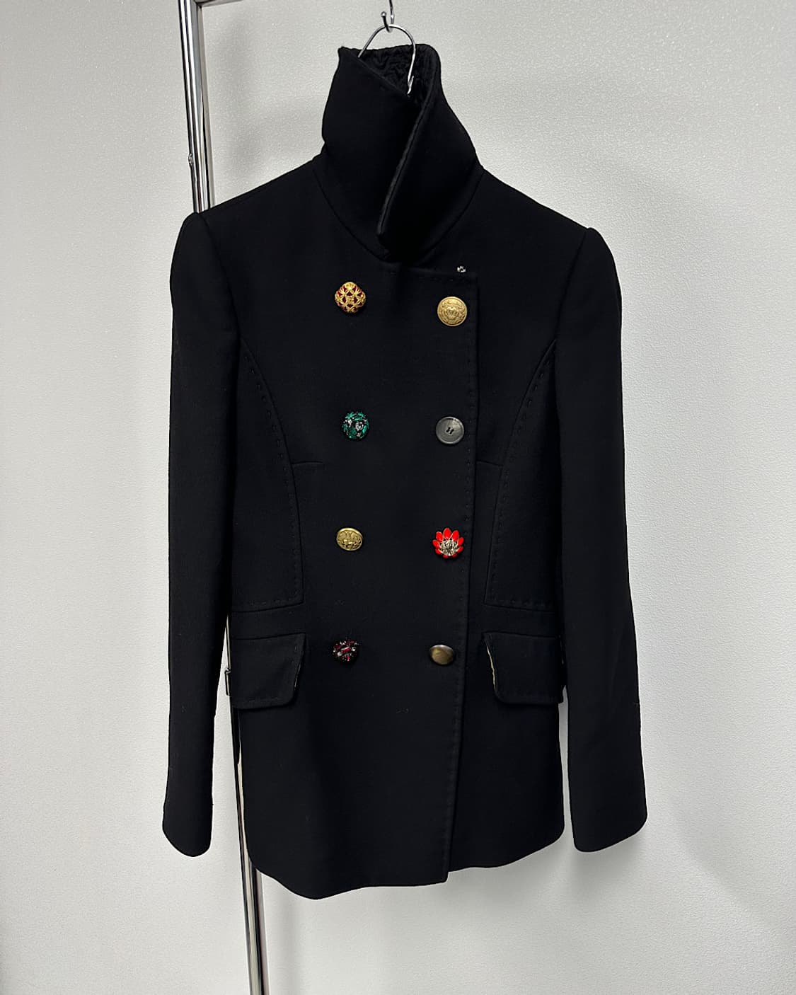 돌체앤가바나 버튼 디테일 코트 상품이미지1