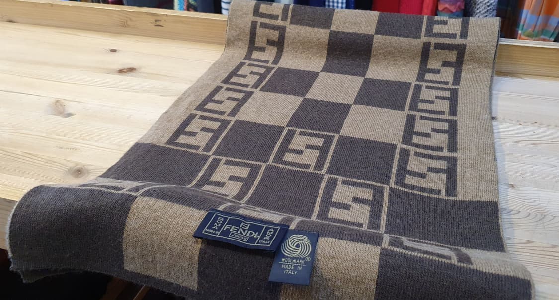 펜디 울 머플러  상품이미지2