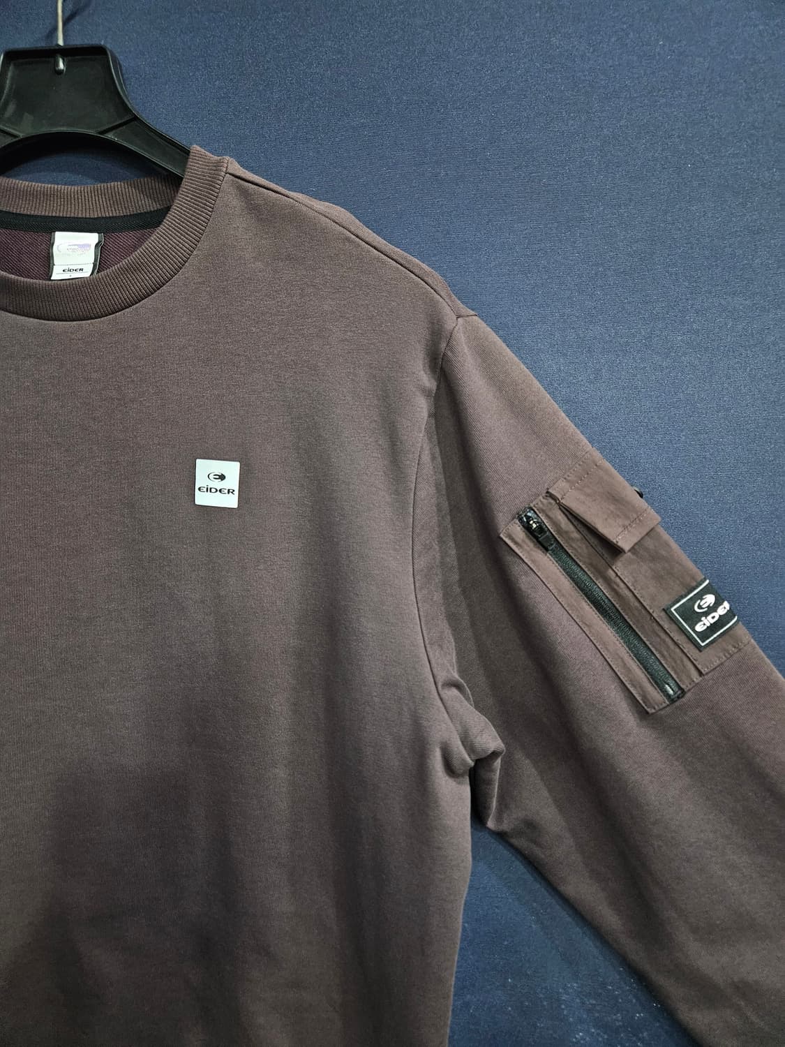 아이더 라이트버건디 남성 오버핏 100 맨투맨  상품이미지4