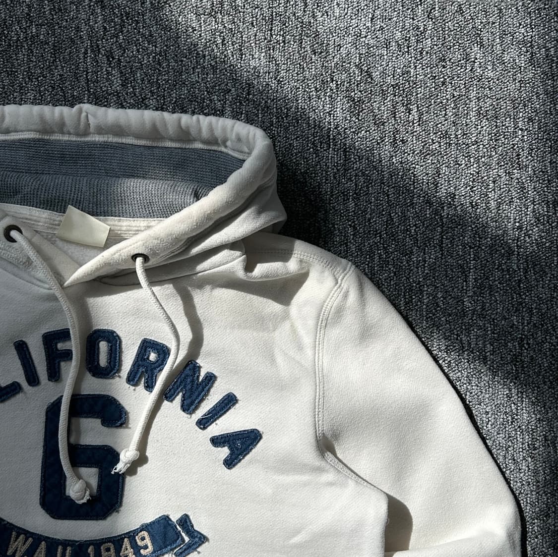 후아유 캘리포니아 레터로고 기모 후드티  상품이미지3