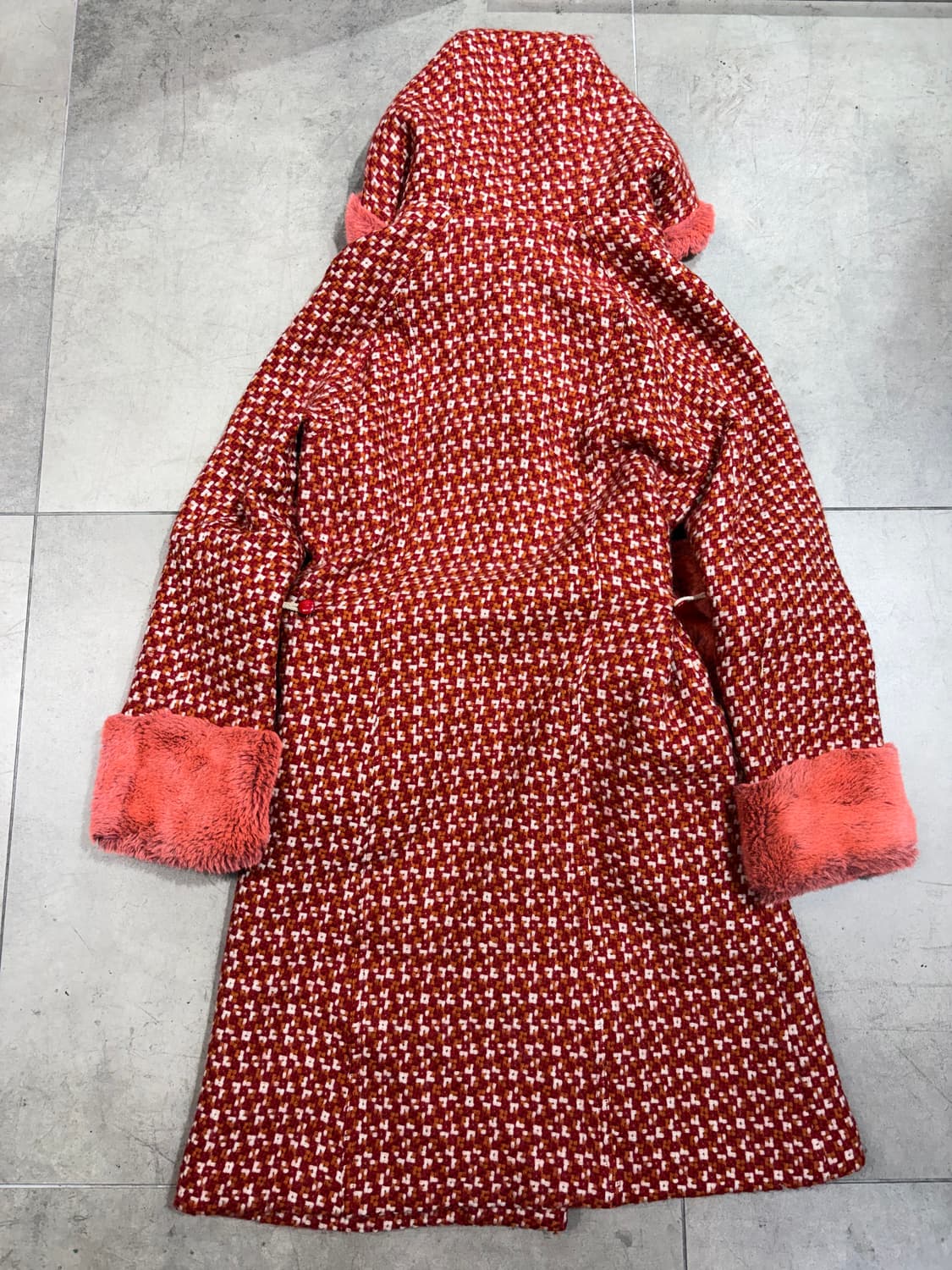 Algon quins 갸루펑크 형광코랄 퍼 후드 코트  상품이미지10