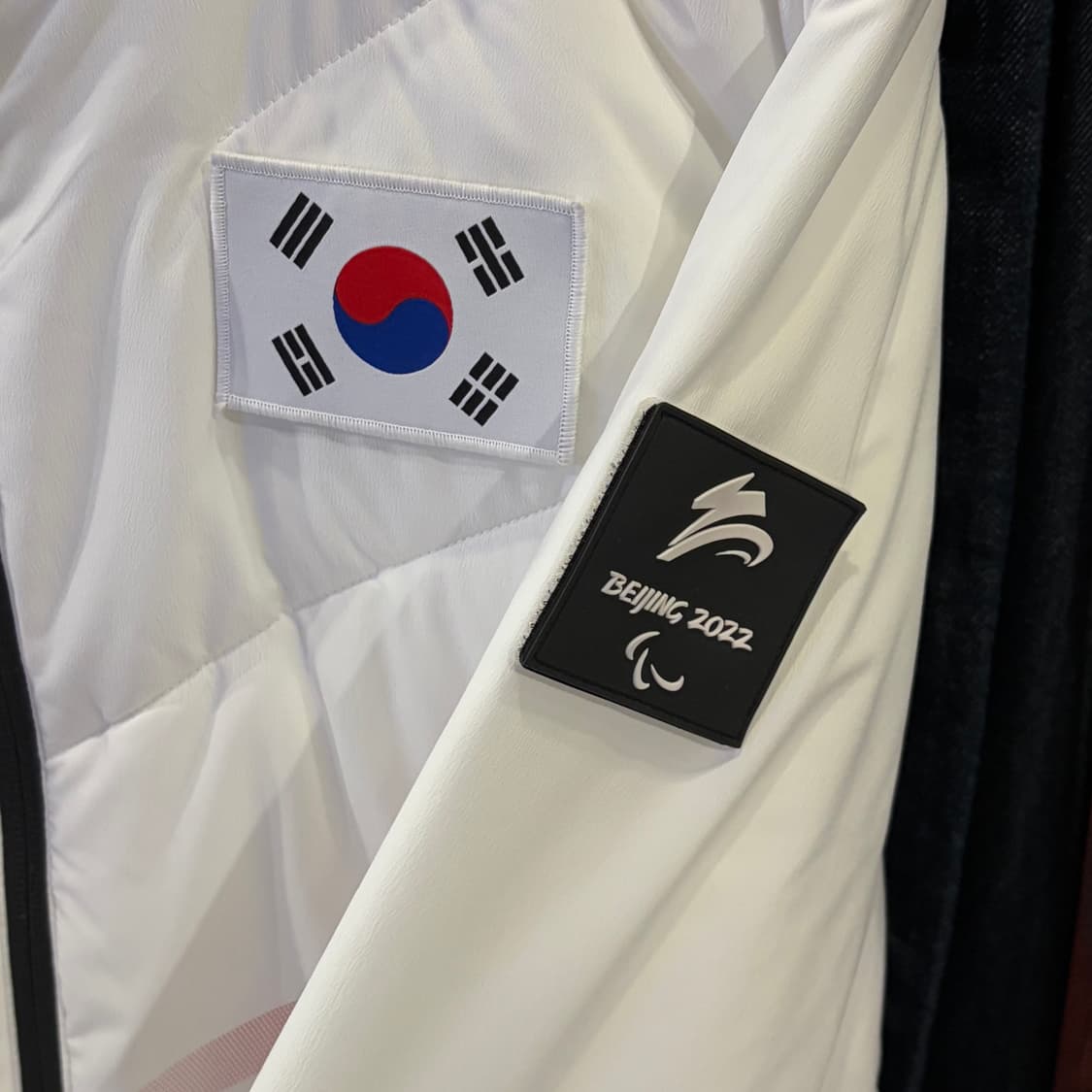 노스페이스 베이징 2022 국가대표 올림픽 패딩 상품이미지4