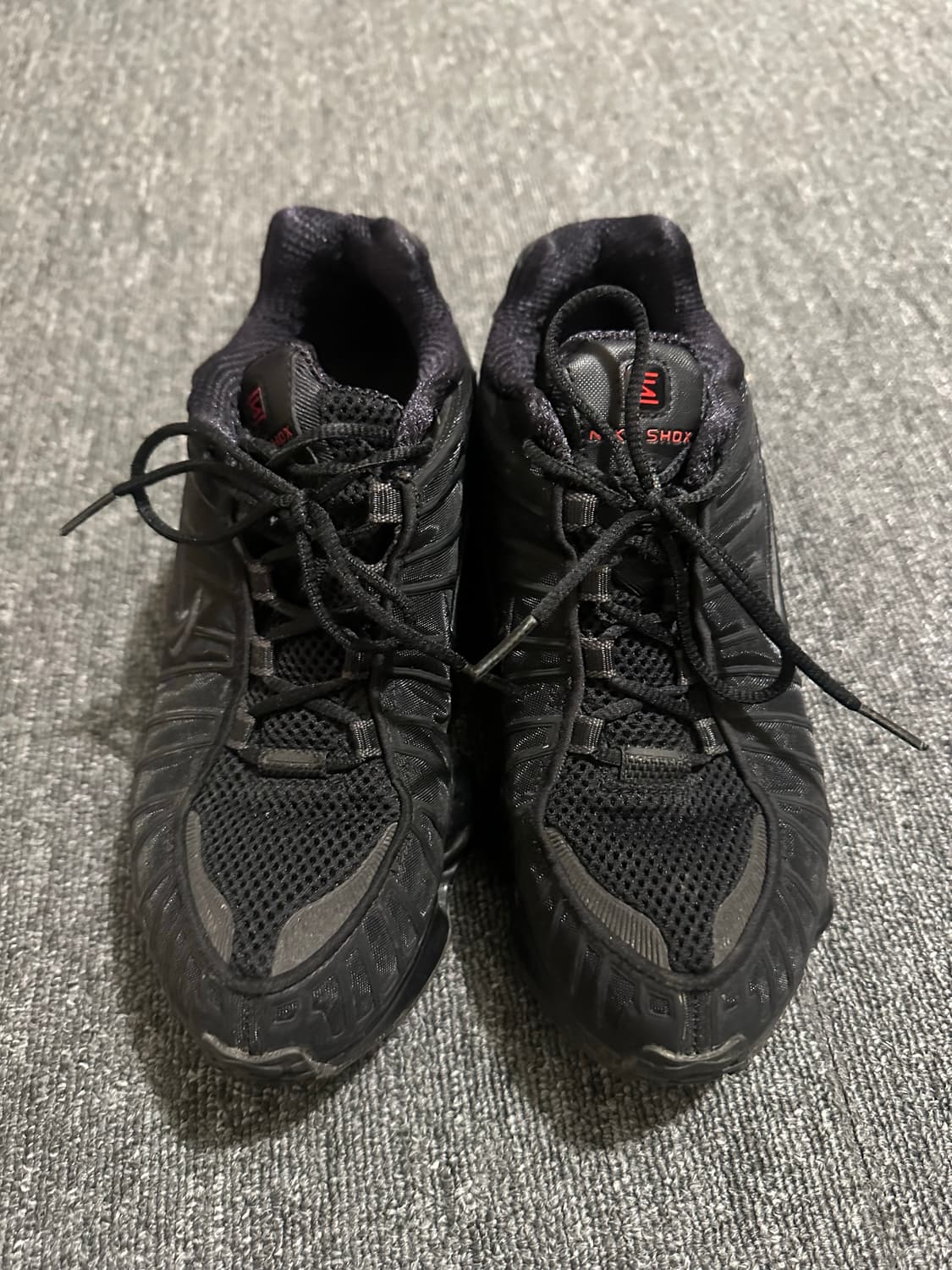 nike 샥스 R4 올블랙 상품이미지2