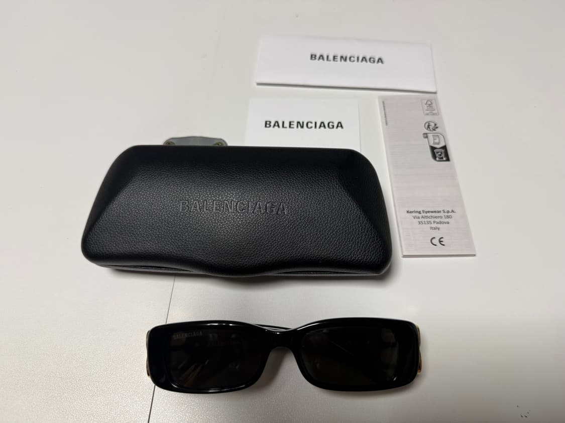 발렌시아가 다이내스티 렉탱글 선글라스 블랙 상품이미지1