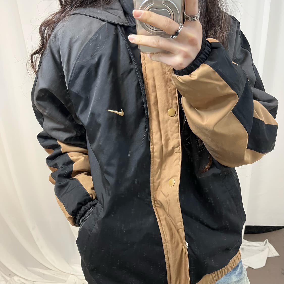 Nike Black Jumper 상품이미지3