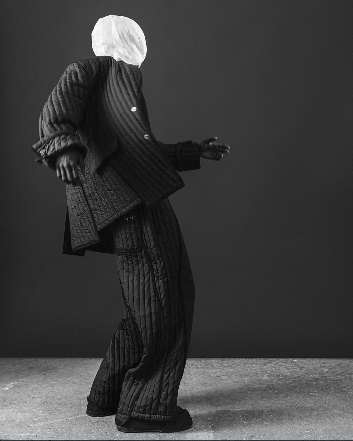 송지오X엘리엇에밀 콜라보 퀼팅 자켓,와이드팬츠 상품이미지3