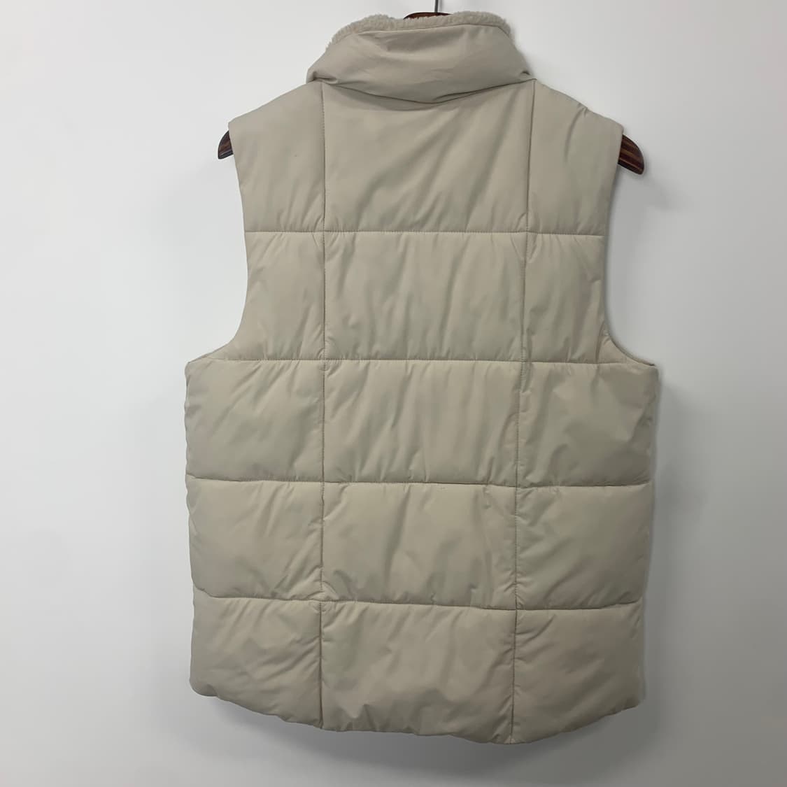 에디바우어 로고 아이보리 퀼팅 조끼패딩 상품이미지4