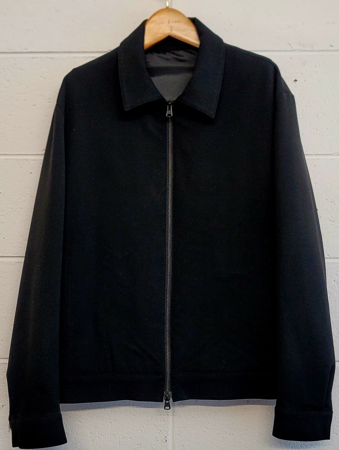 [100.L] 무신사스탠다드 투웨이지퍼 릴렉스드 미니멀자켓 판매 상품이미지1