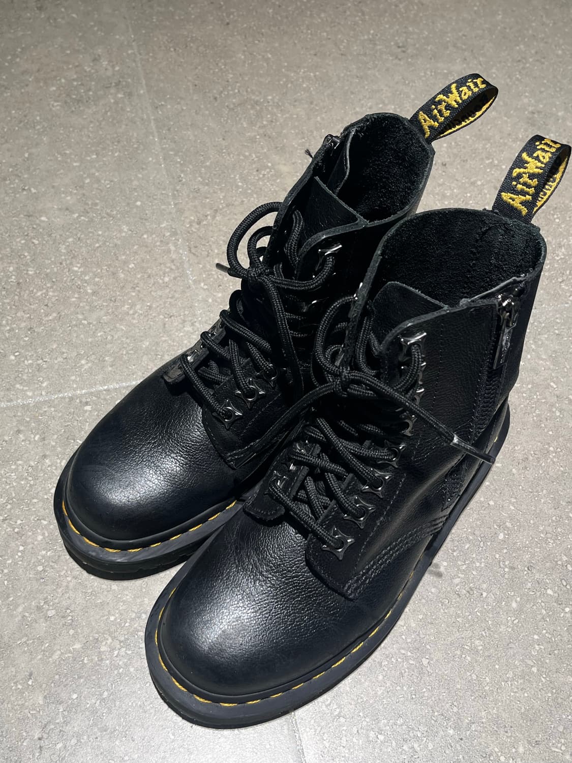 닥터마틴 1460 pascal zip 상품이미지1