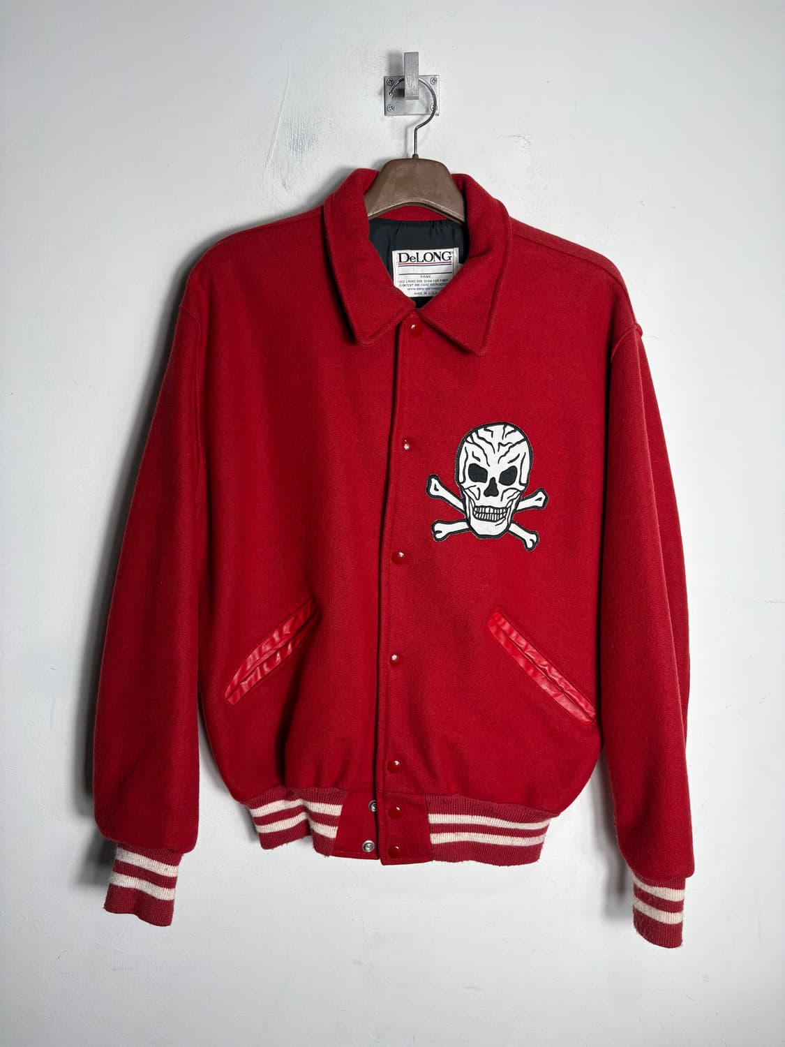 Delong 드롱 해골 패치 바시티 자켓 상품이미지2