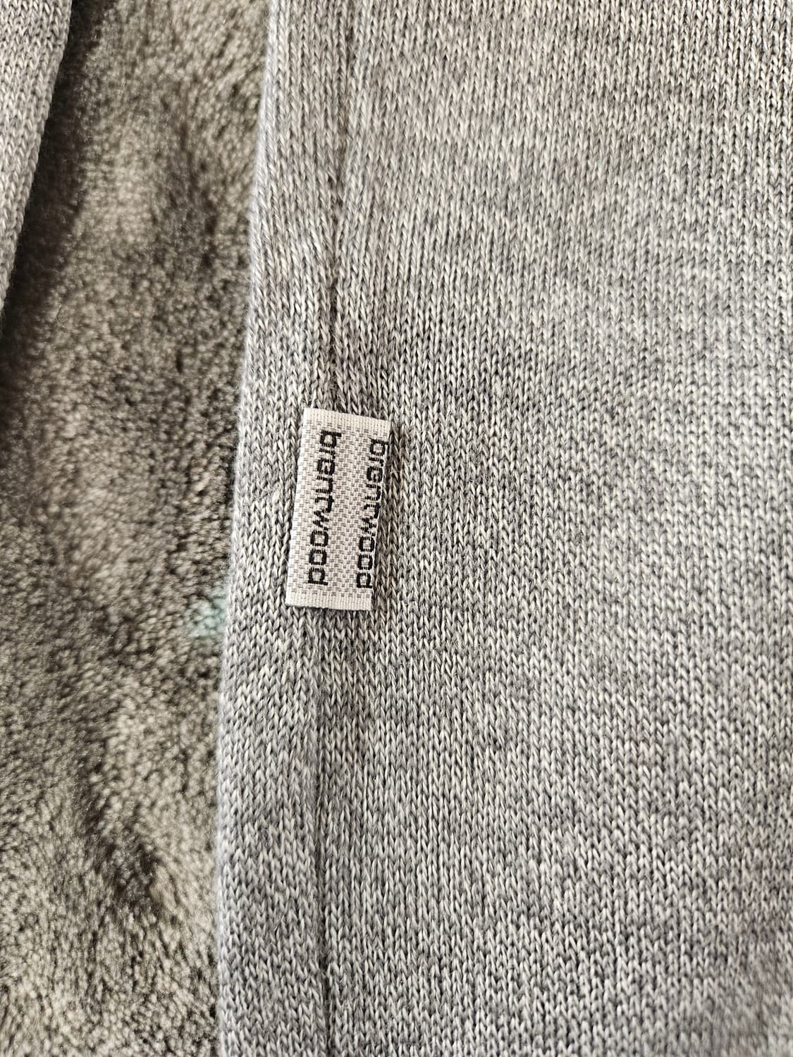[100]새제품 코오롱 브렌우드 펭귄 자수 남성니트 그레이 상품이미지7