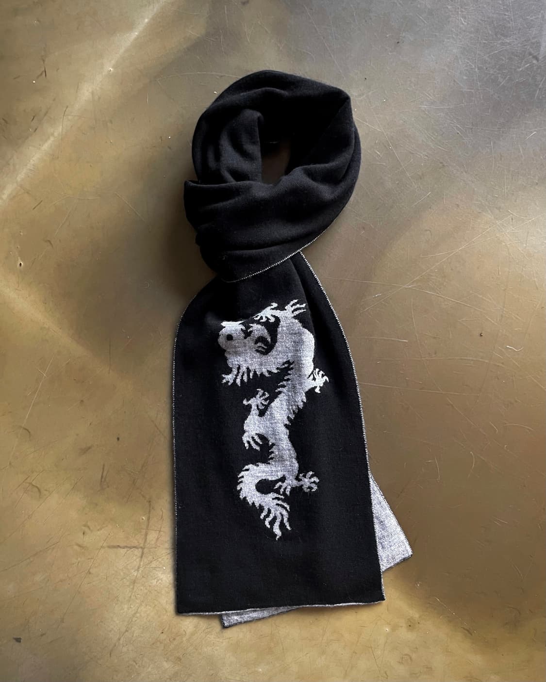 VIVIENNE TAM Archive 2Way Dragon Muffler 상품이미지9