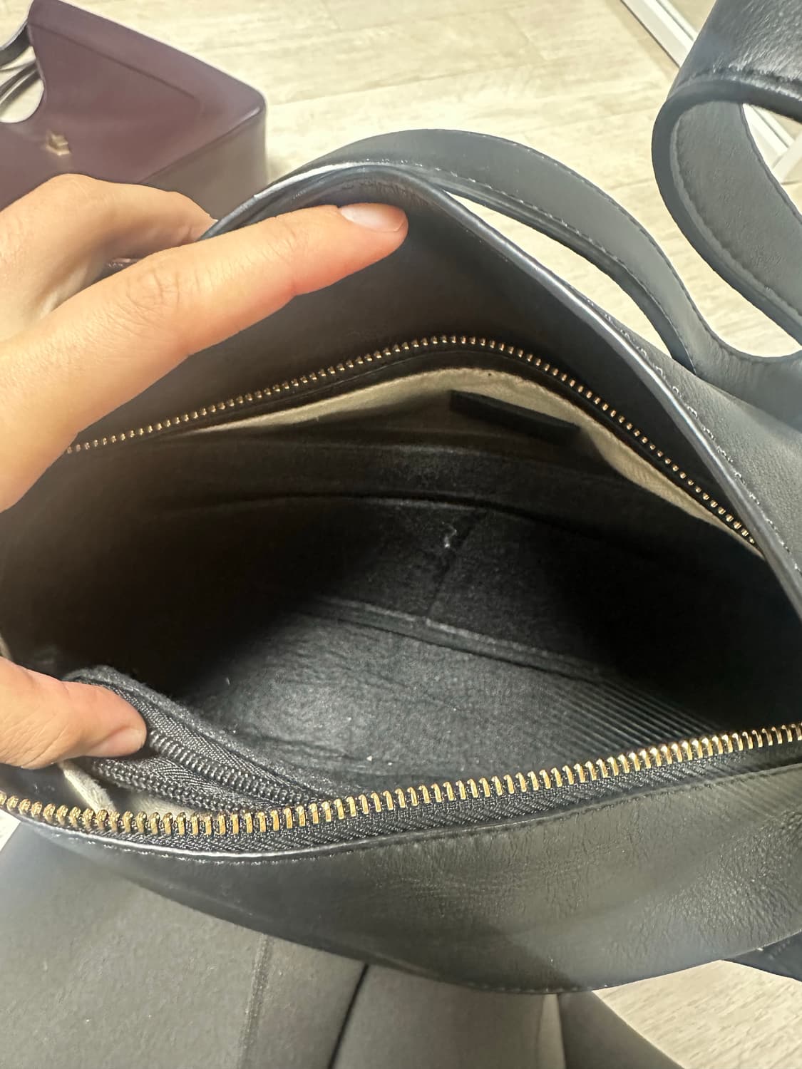 로에베 호보백 상품이미지4