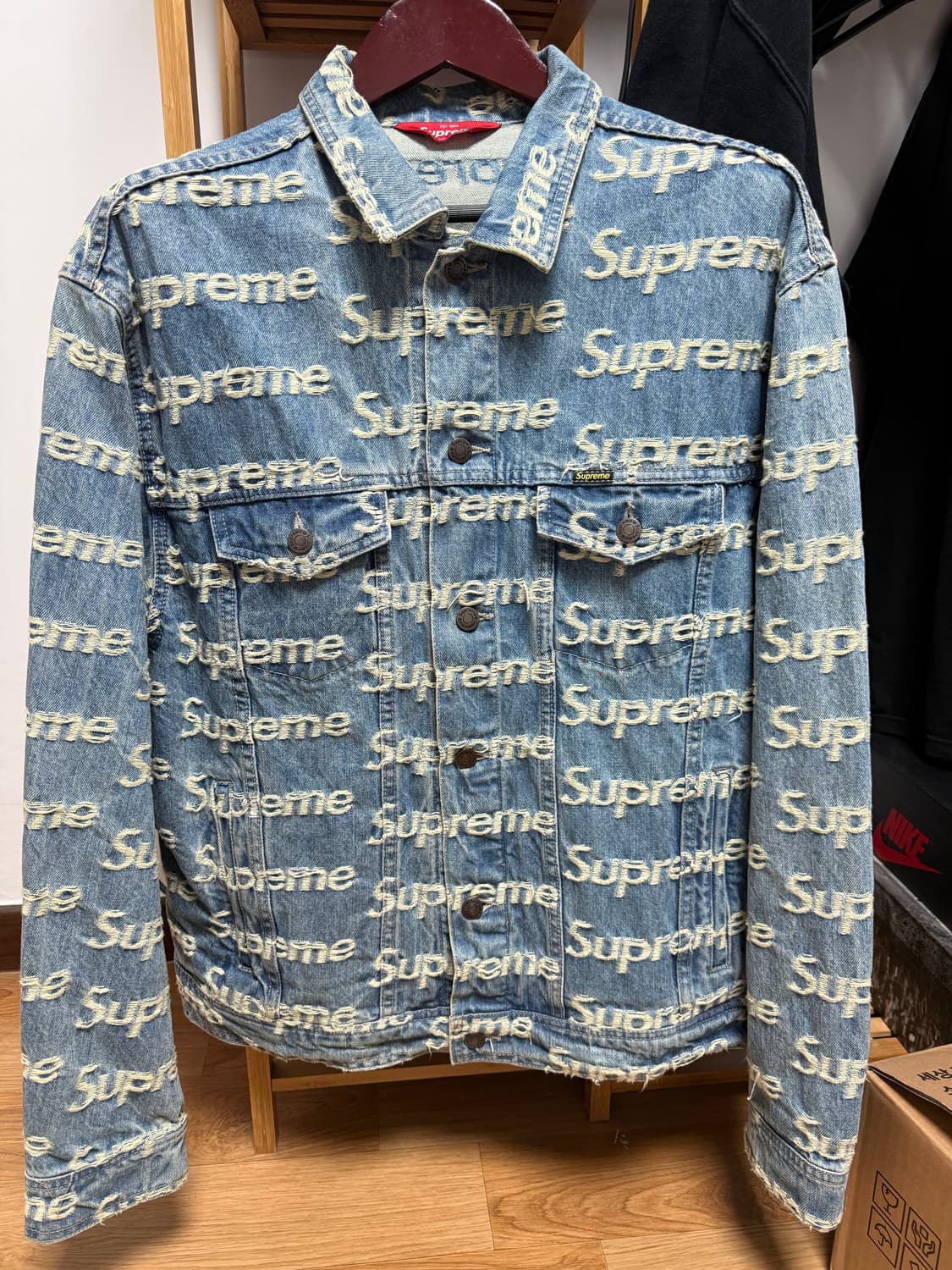 슈프림 프레이드 로고 데님 트러커 자켓 XL 상품이미지1