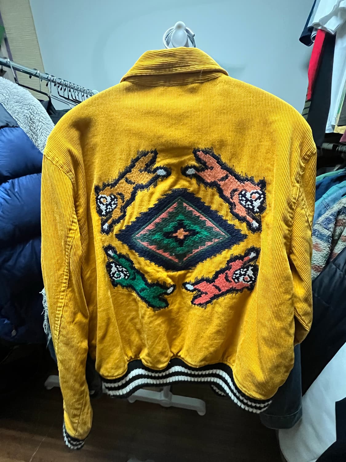 BBC 빌리어네어 보이즈 클럽 러닝독 나바호 코 듀로이 자켓 상품이미지1