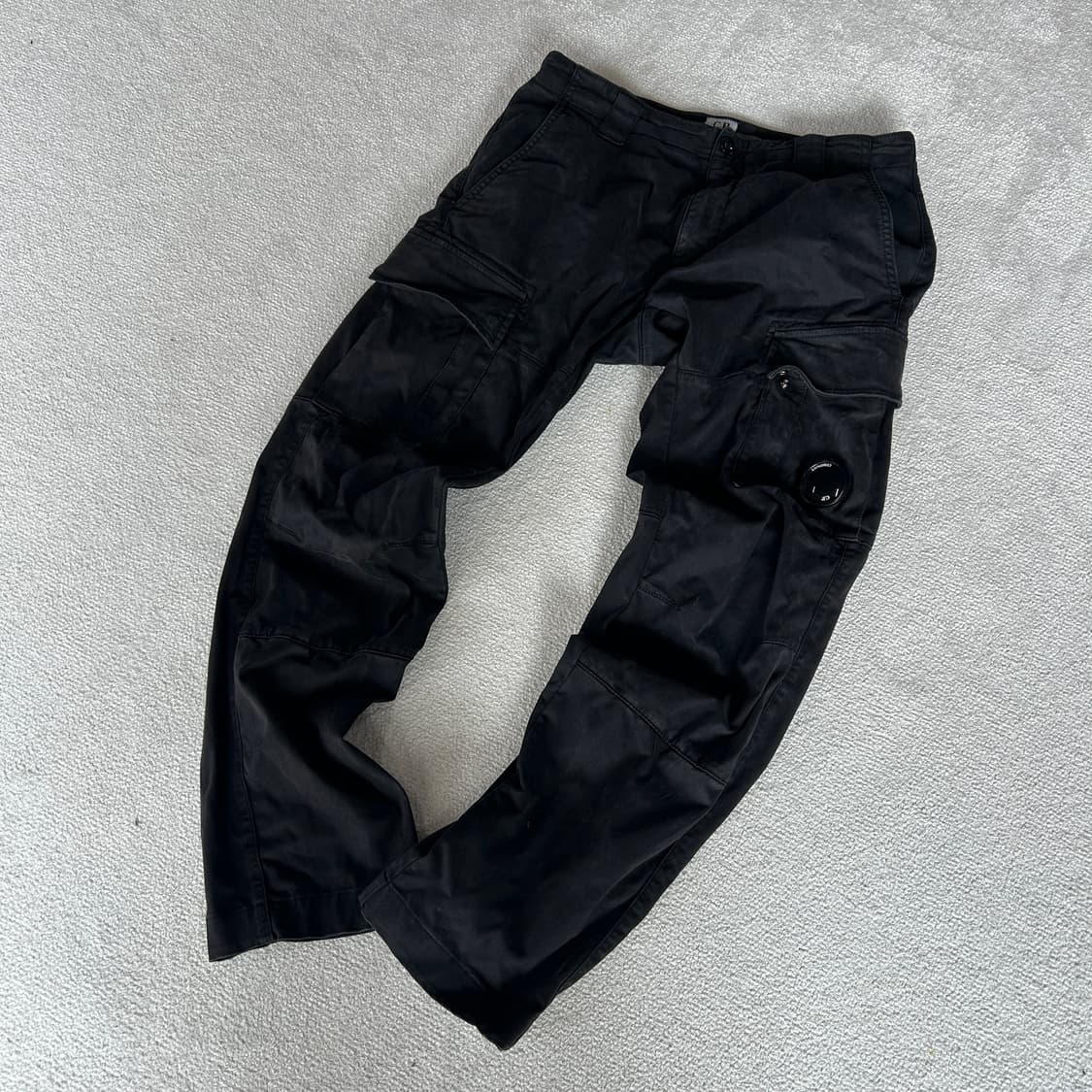 CP컴퍼니 블랙 바지  상품이미지1