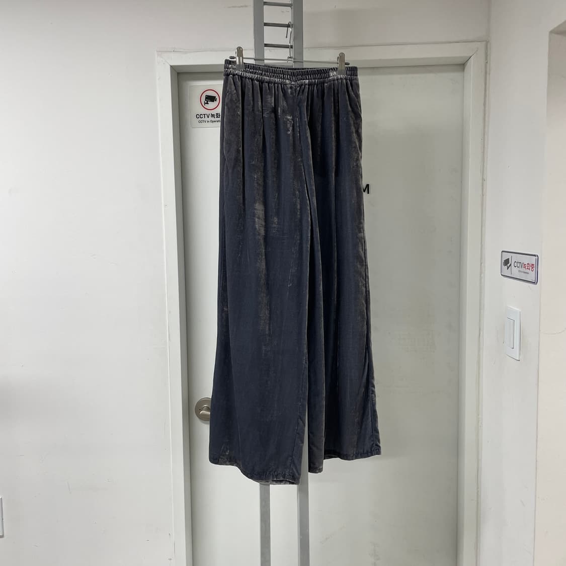 막스마라 벨벳 와이드 팬츠 38(W) 상품이미지1