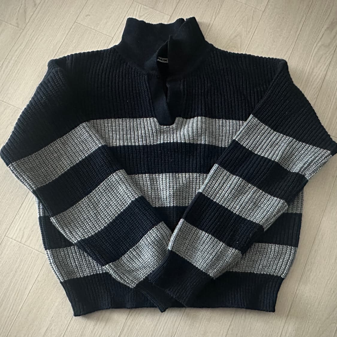 블랙업 [made] 오레뉴 스트라이프 카라 니트 상품이미지5