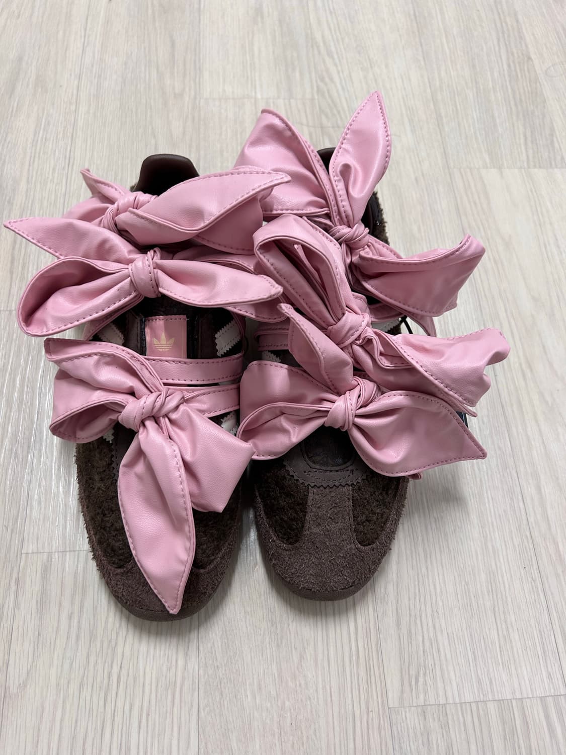 아디다스 x 캐롤라인 후 SL 72 OG 브라운 원더 모브 230 팝니다 상품이미지2