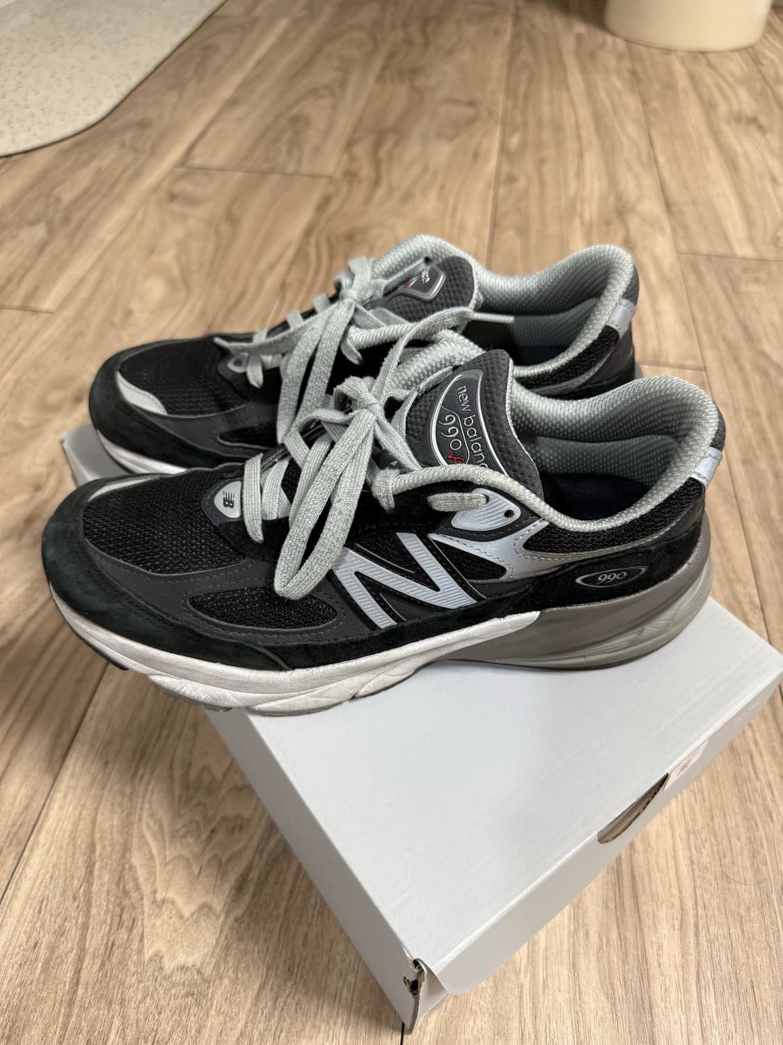 뉴발란스 990v6 블랙255 상품이미지1