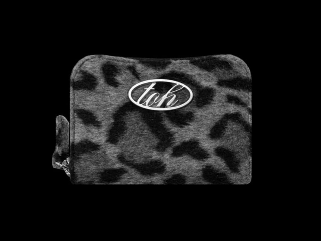 [새상품] Toh 호피지갑 상품이미지1