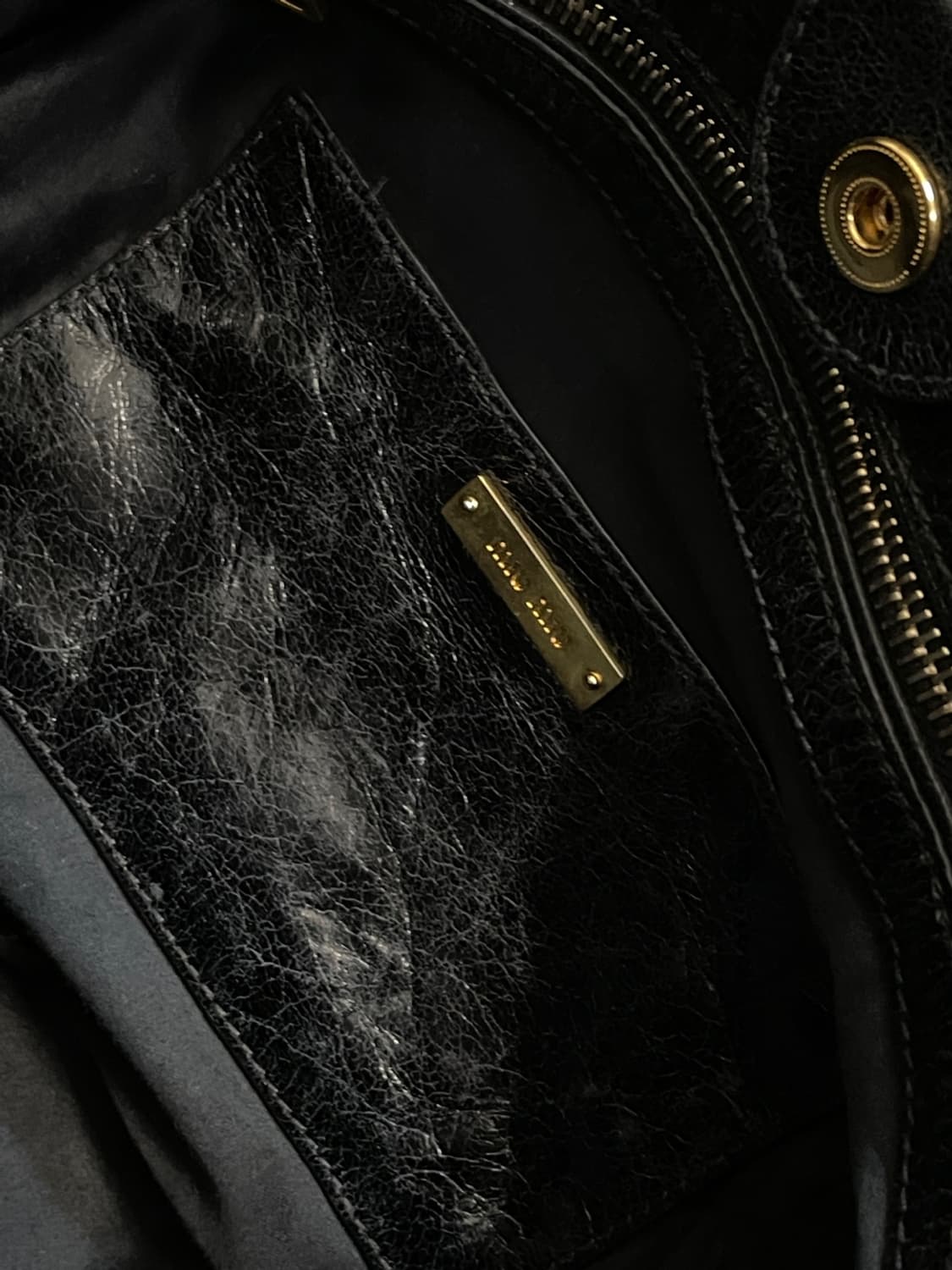 미우미우 비텔로 샤인 숄더 백 상품이미지5