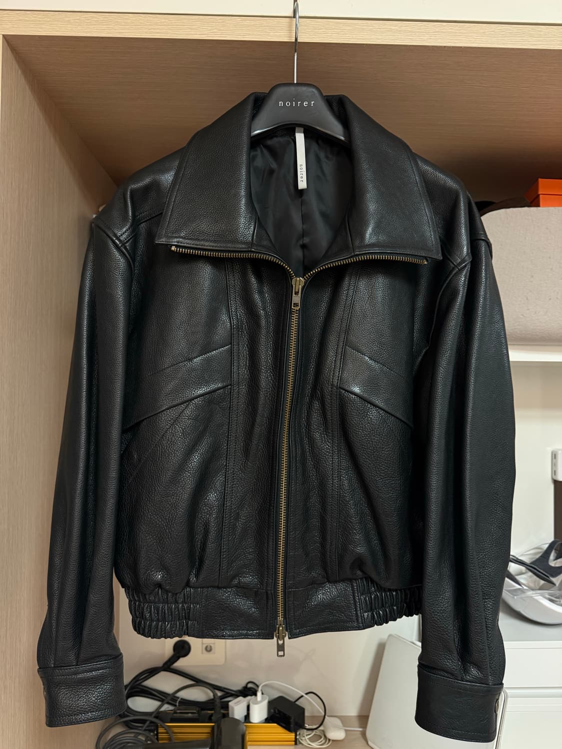 노이어 앤틱 카우레더 하이넥 블루종 블랙50 상품이미지4