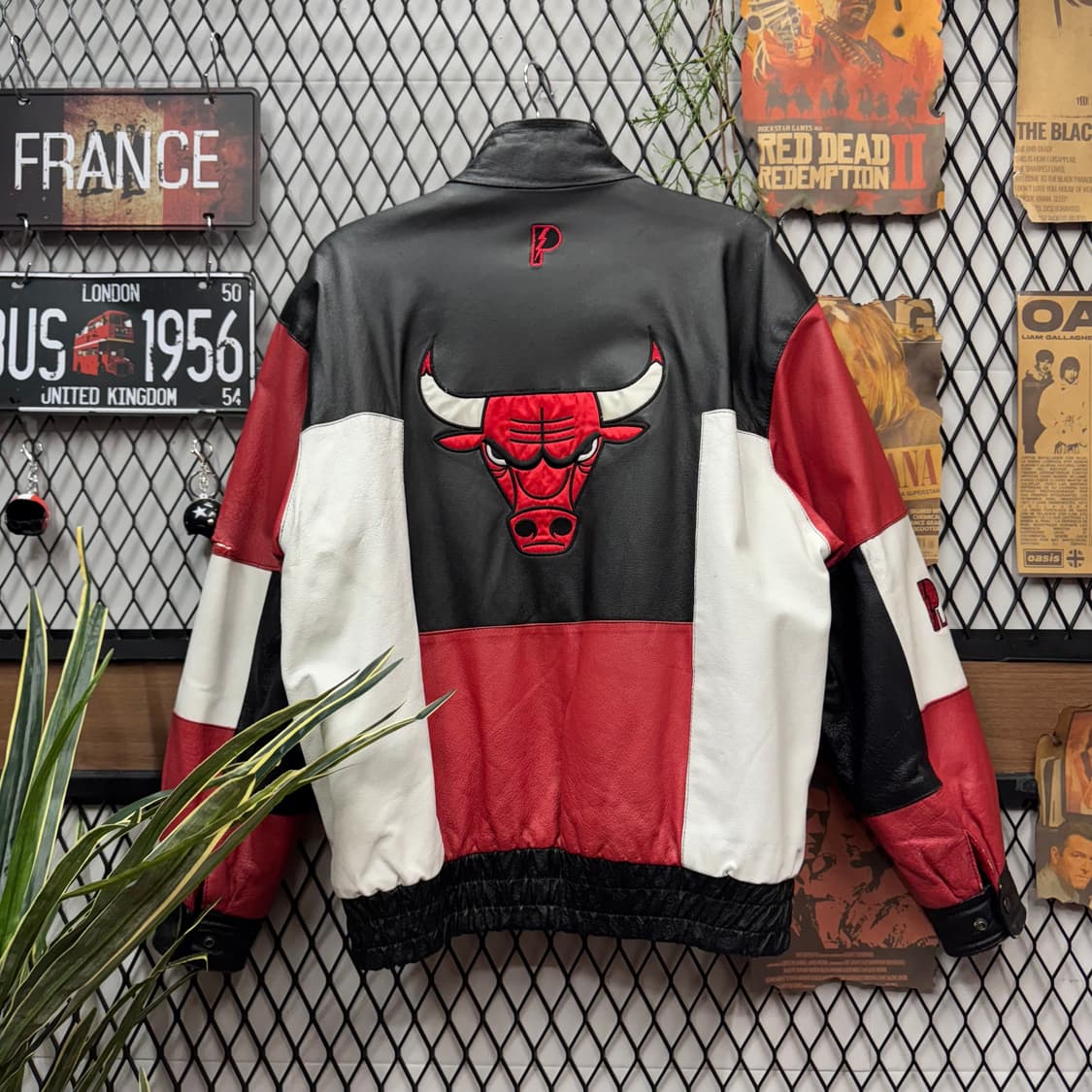 90s PRO PLAYER X 시카고불스 레더자켓 컬럭블록 화이트 레드 상품이미지2