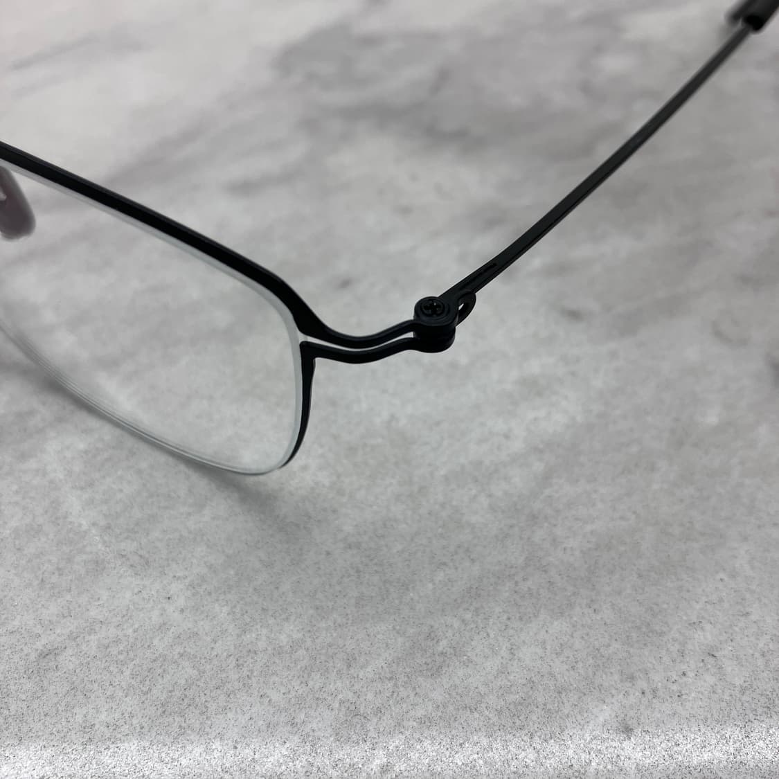 C38 CA 매트 블랙 스퀘어 역산각 메탈테 안경 상품이미지2
