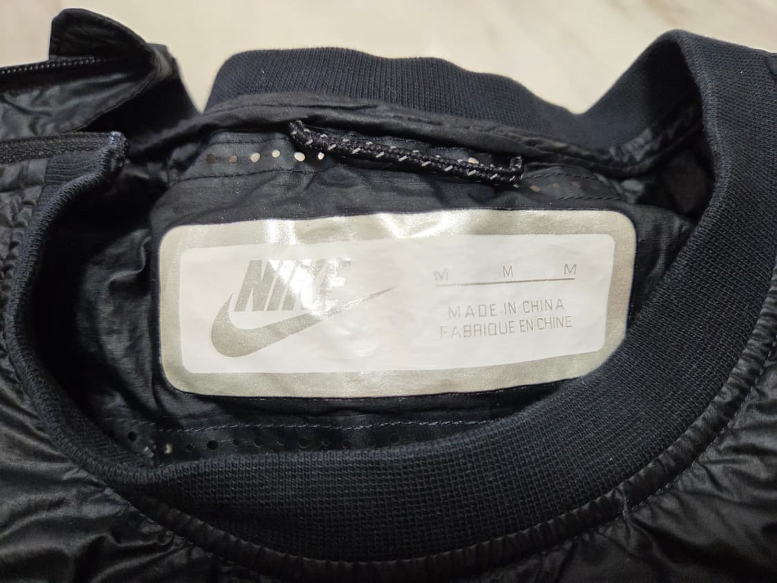 나이키 에어로프트 테크 크루 상품이미지5