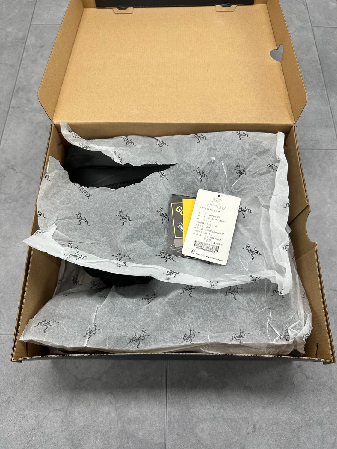 [280] 아크테릭스 에어리어스 AR 미드 GTX 블랙 상품이미지5