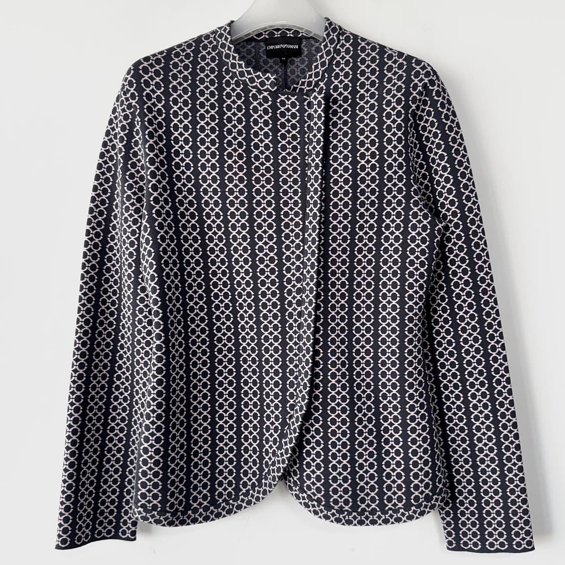 엠포리오 아르마니 24 자카드 니트 자켓 상품이미지3