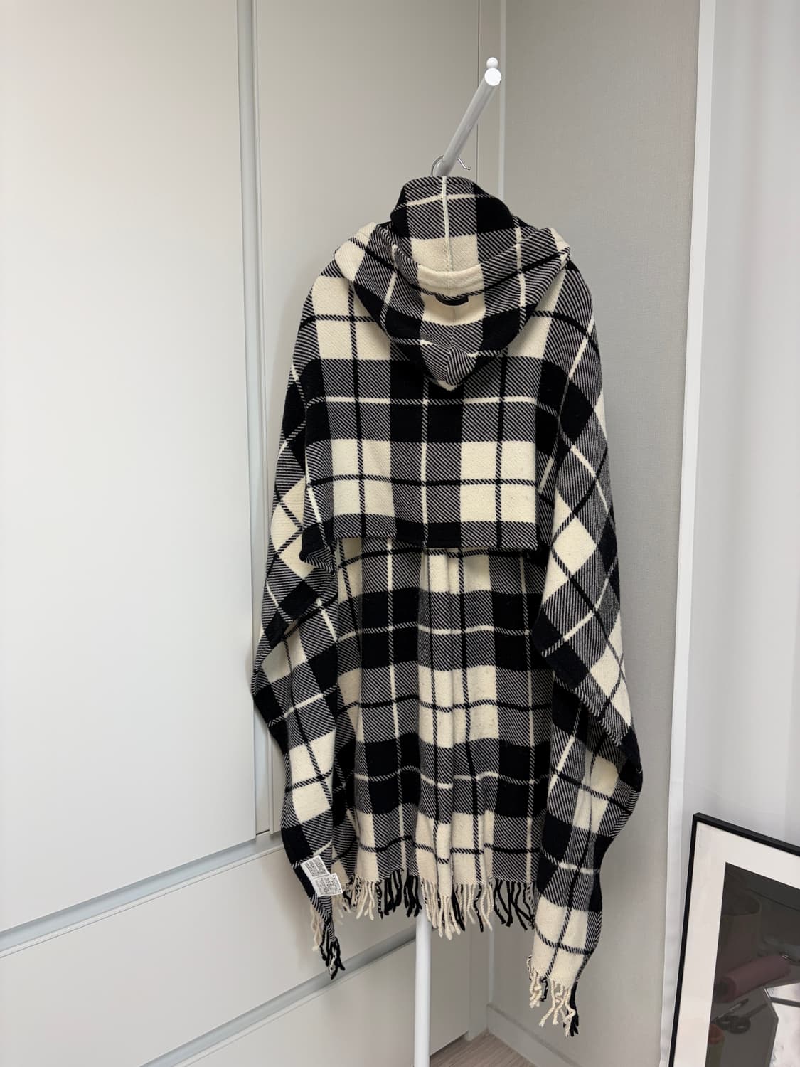 버버리 블랙 체크 후드 판초 숄 머플러 상품이미지6