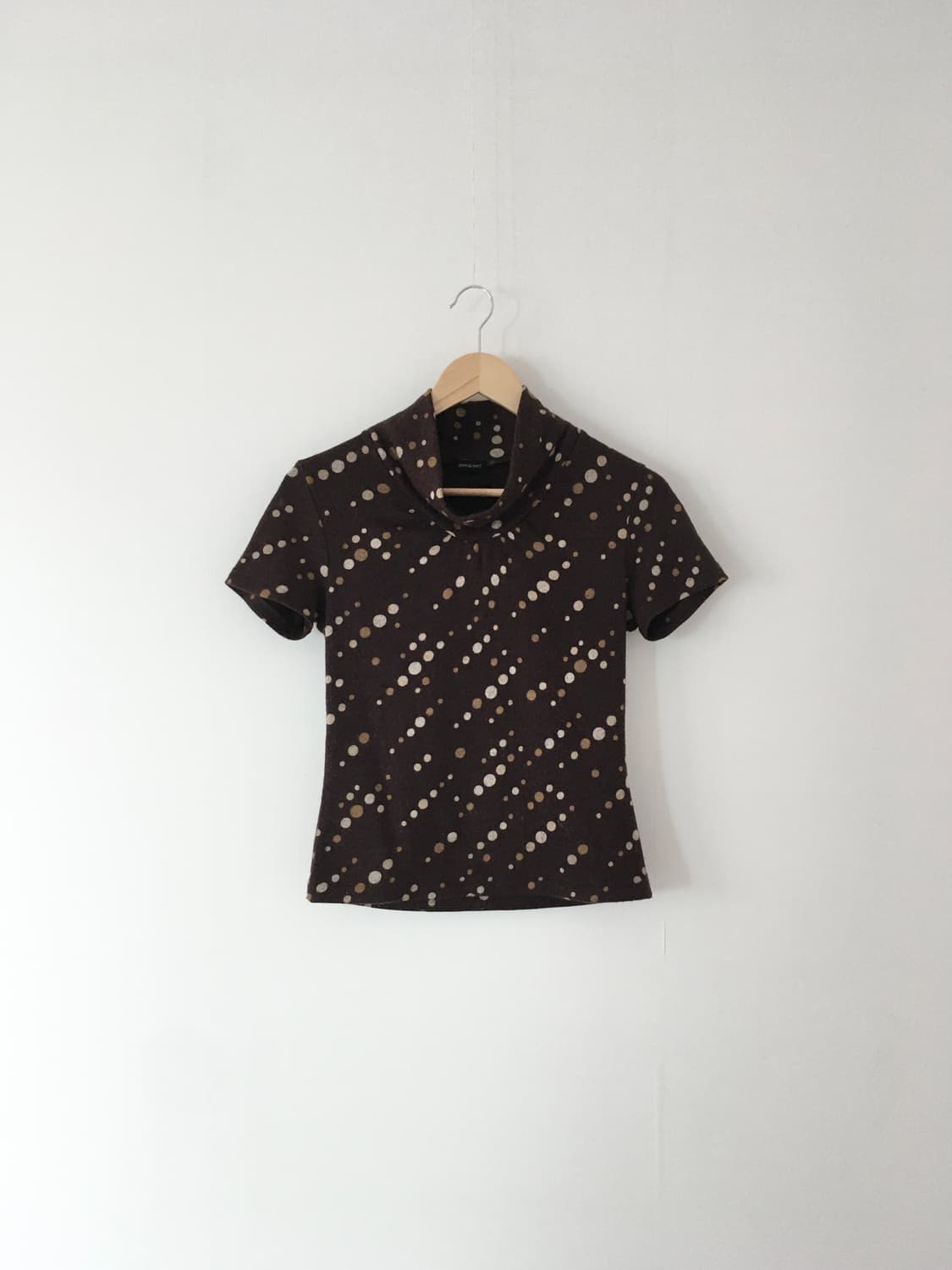 half neck dot top 상품이미지1