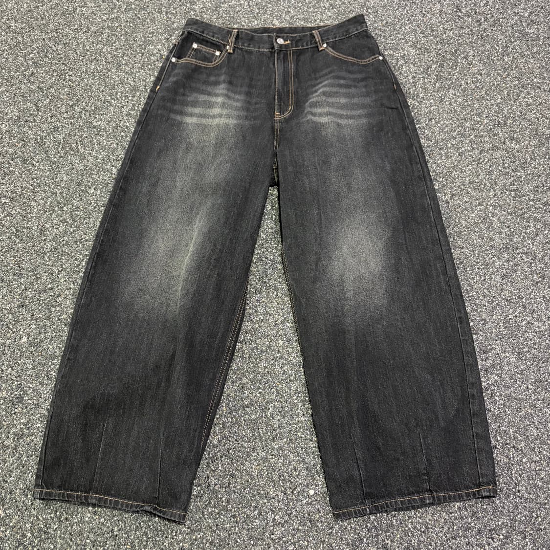 인템포무드 벌룬핏 애쉬블랙 데님 팬츠 B4096 상품이미지3