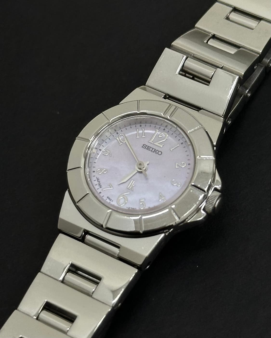 세이코 루키아 자개 다이얼 쿼츠 시계 상품이미지7