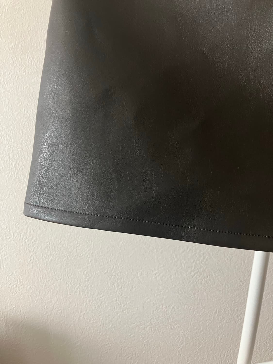 망고매니플리즈 mmp 가죽스커트 레더스커트 가죽치마 상품이미지3