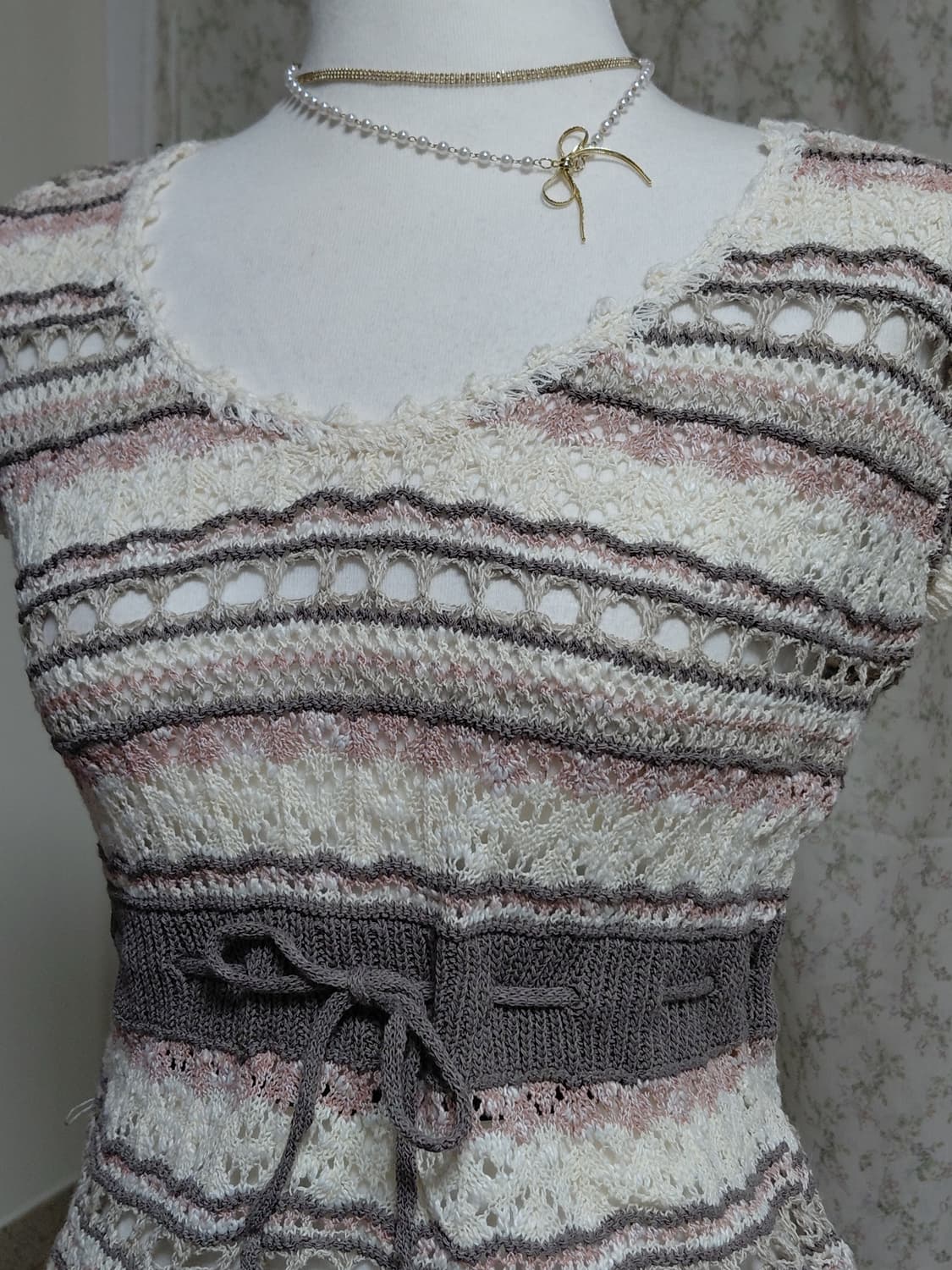 [빈티지] 니트 반팔 탑 허리끈 펀칭 상품이미지3