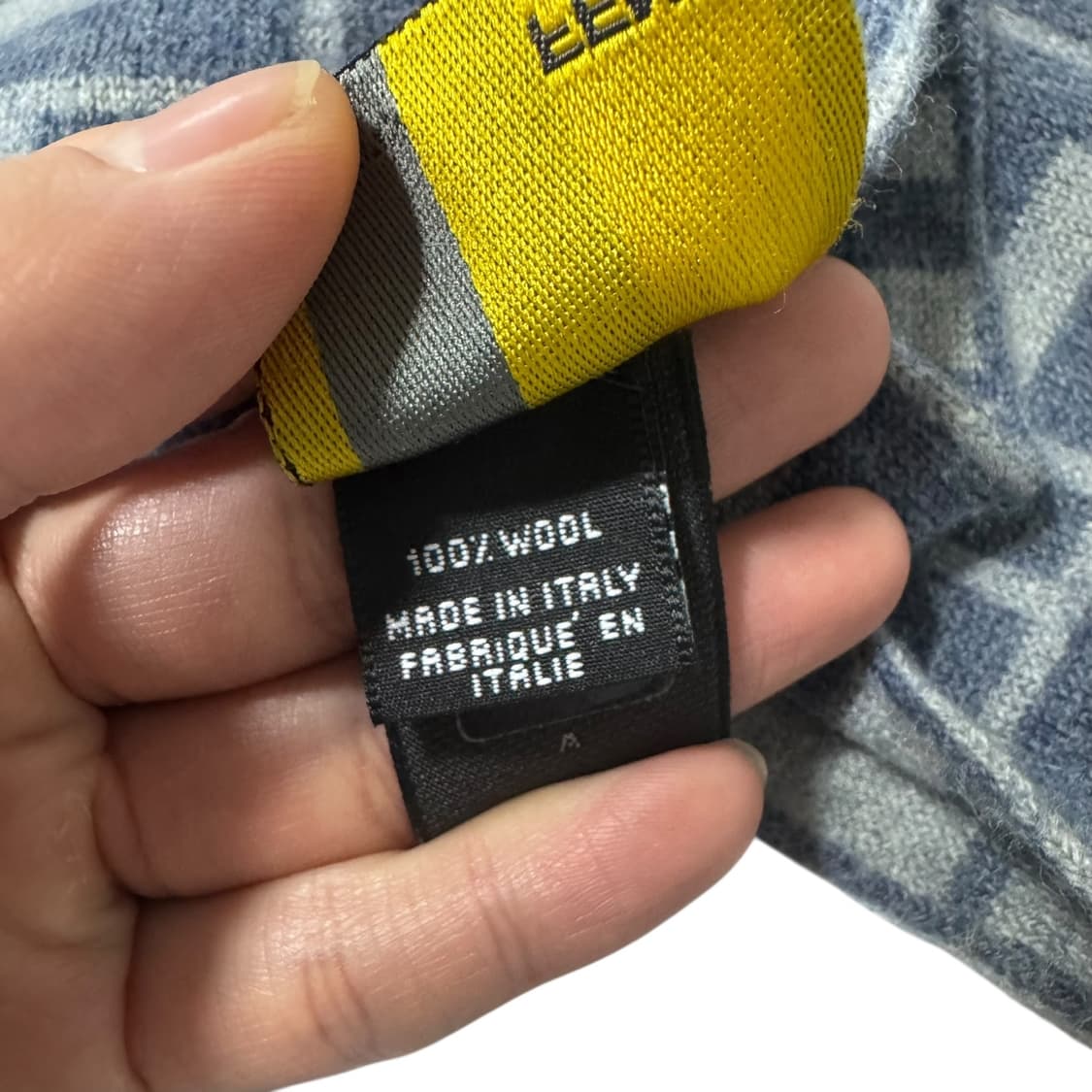 정품 펜디 쥬카 양면 머플러 상품이미지4