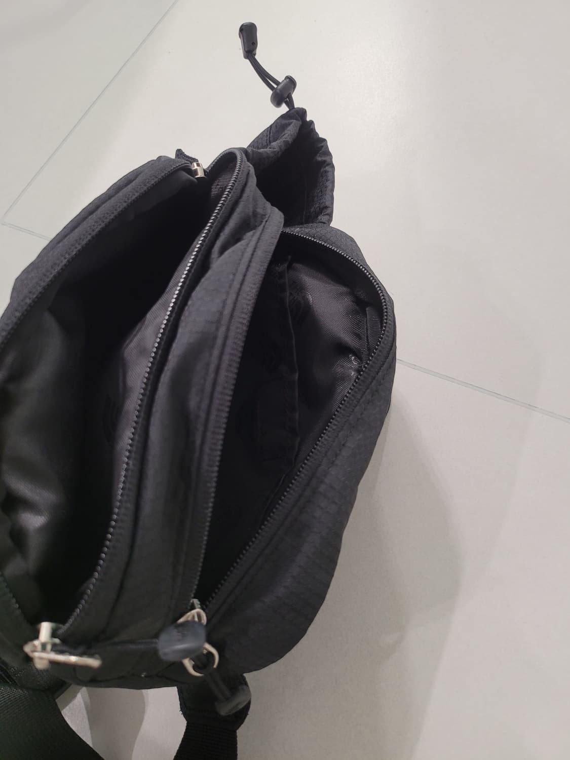 가벼운 외출의 완벽한 파트너, 노스페이스 보틀  힙색 상품이미지4