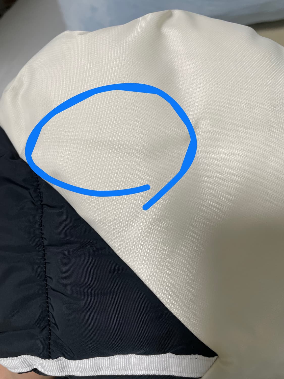 아디다스 크롭 패딩 XS사이즈 제니 착용 상품이미지8