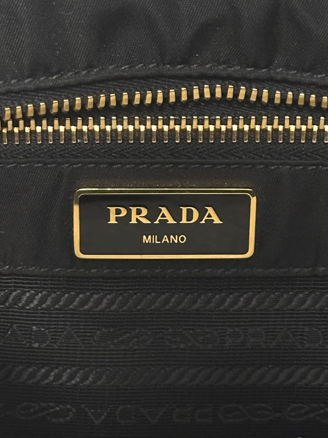프라다 포코노 나일론 금장 쇼퍼백 숄더백 정품 상품이미지5