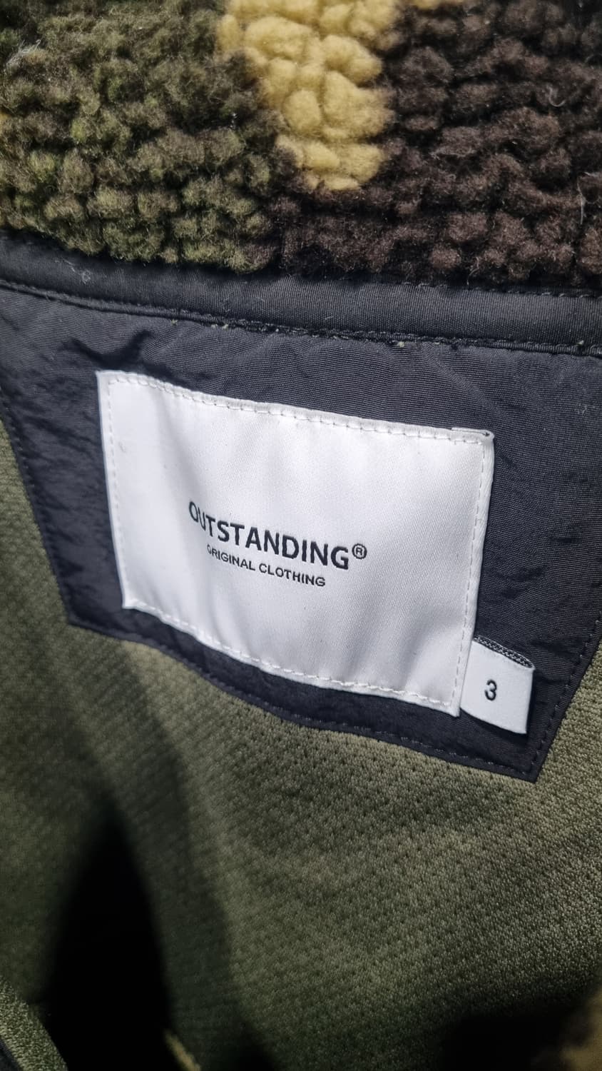 아웃스텐딩 (OUTSTANDING) 3사이즈(110~115) 후리스뽀글이 상품이미지2