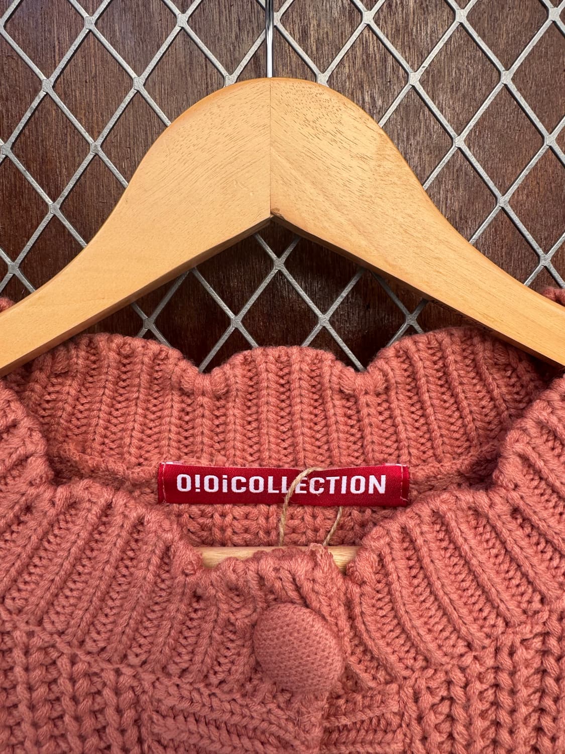 oioi 오아이오아이 컬렉션 케이블 라운드 커브 퍼프 핑크 니트 가디건 상품이미지9